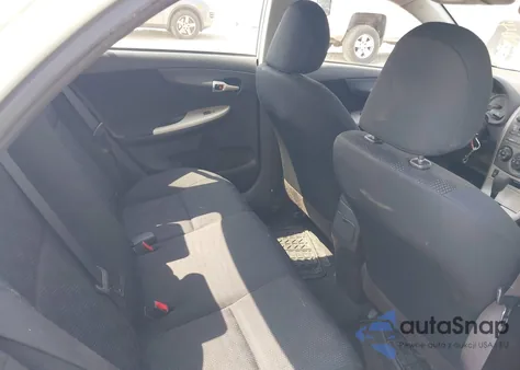 2010 Toyota Corolla S z USA, uszkodzony, nr VIN 1NXBU4EE7AZ254514